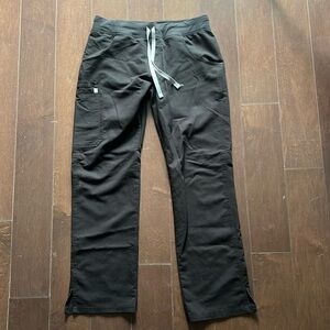 Figs Kade Cargo scrub pants